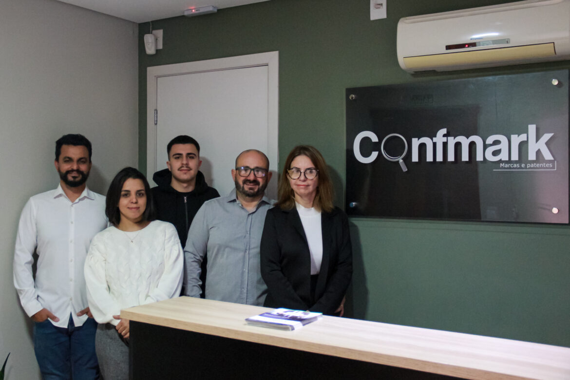 Equipe Confmark - Da direita para a esquerda Eduarda Severo, Thiago Severo, Deisi Severo, Gilberto Silveira e João Pedro Severo.