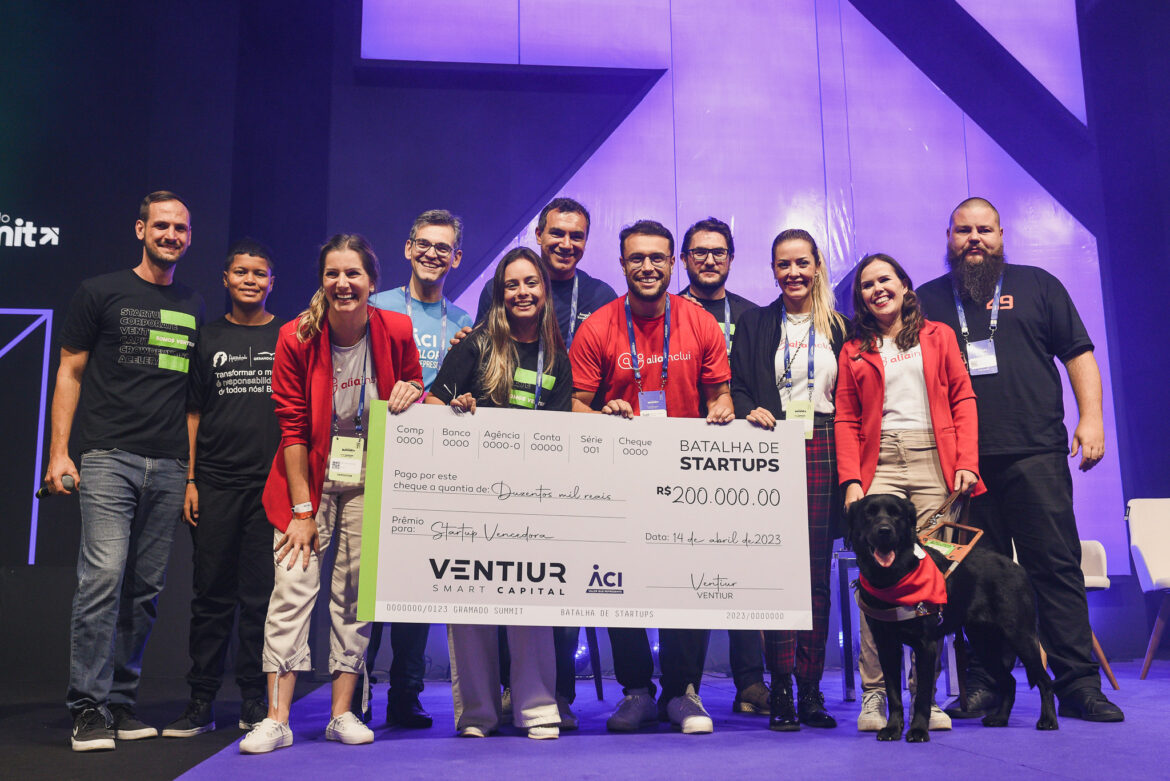 Vencedora de 2023 foi a plataforma AliaInclui, de Caxias do Sul, que ganhou o montante de R$ 200 mil