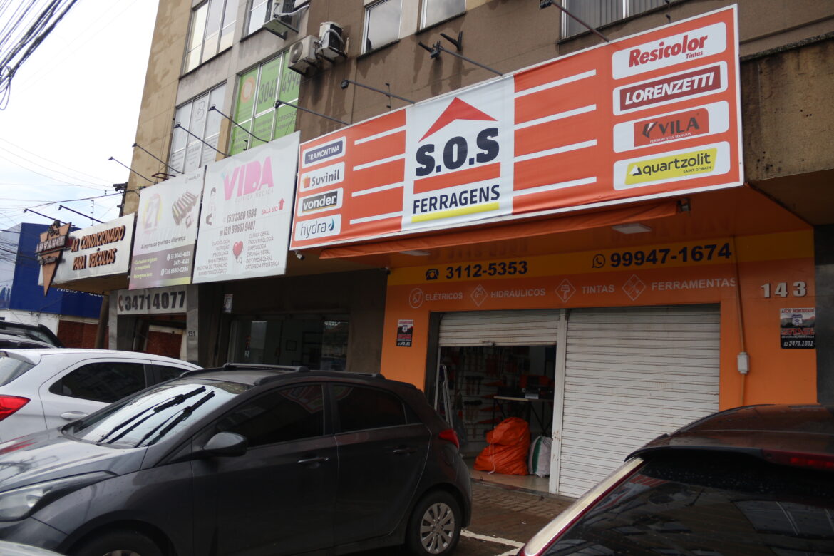 SOS Ferragens supera enchentes e reabre loja em Cachoeirinha