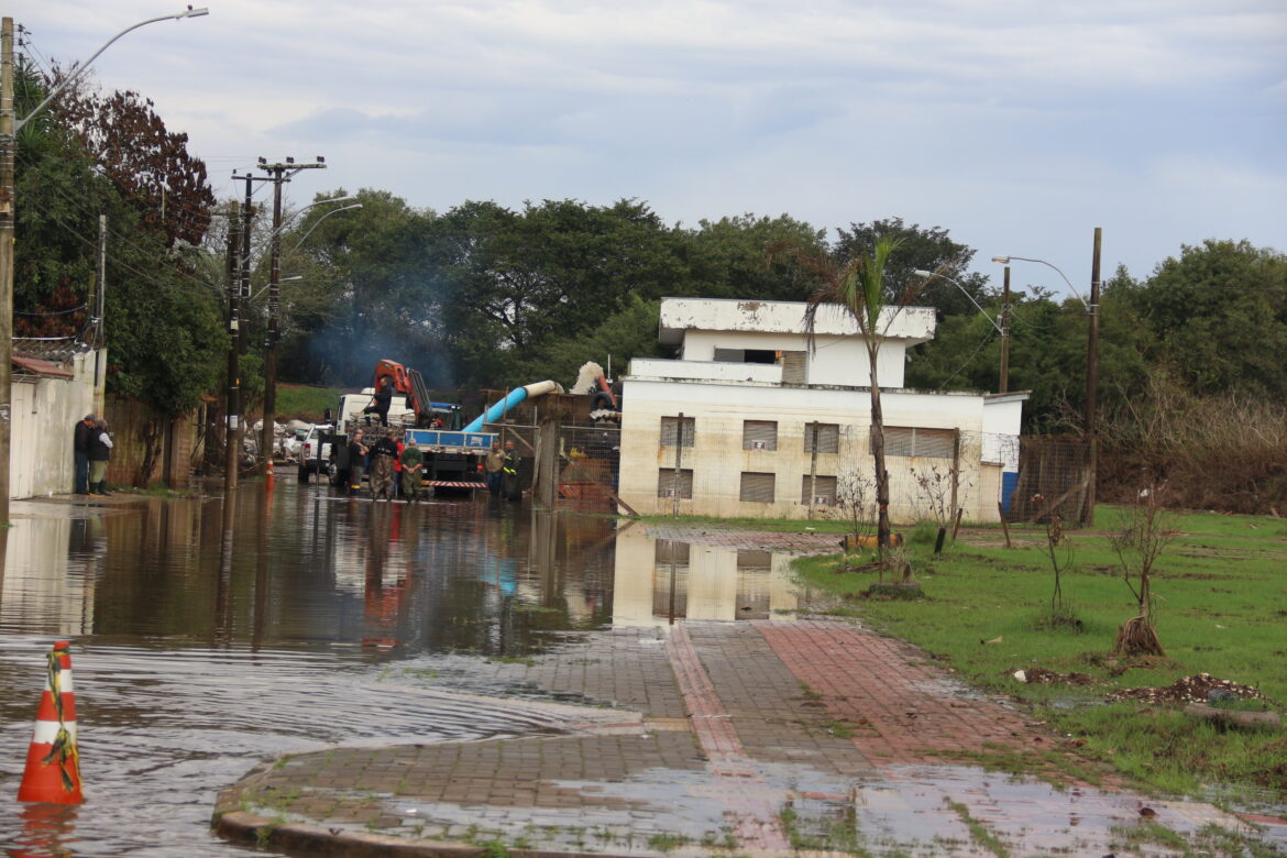 Com seis bombas fora de operação bairros de Cachoeirinha enfrentam nova inundação