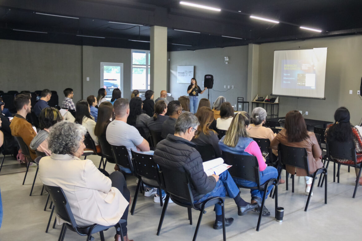 Associação Empresarial de Cachoeirinha realiza workshop sobre marketing digital