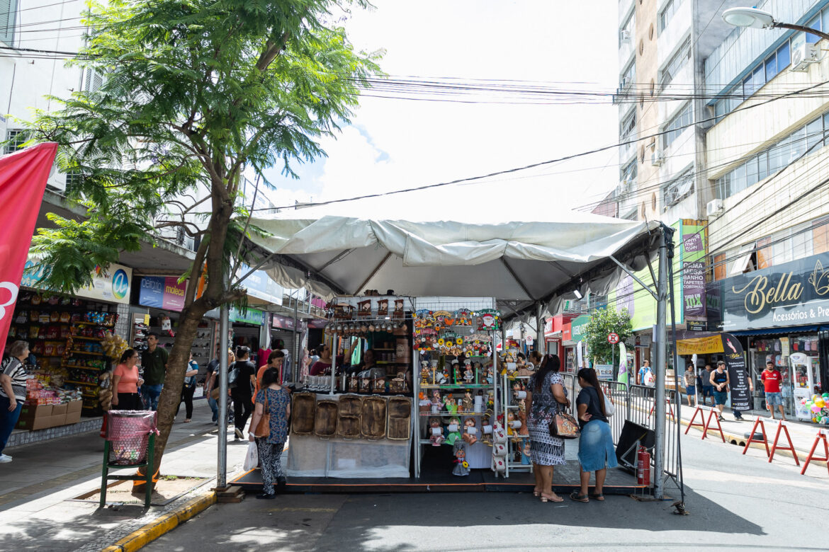 Feira de Dia dos Pais fomenta economia solidária em Canoas