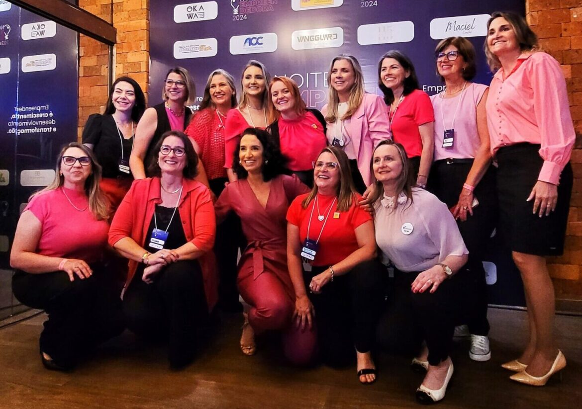 "Noite Empreendedora" reúne mais de 300 pessoas e fortalece rede de negócios em Cachoeirinha