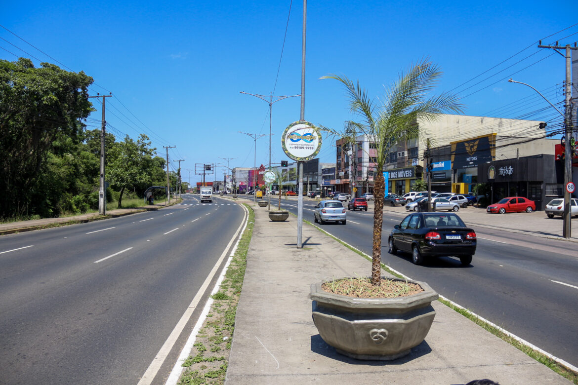 Prefeitura de Cachoeirinha investe mais de R$ 120 mil no paisagismo da Avenida Flores da Cunha