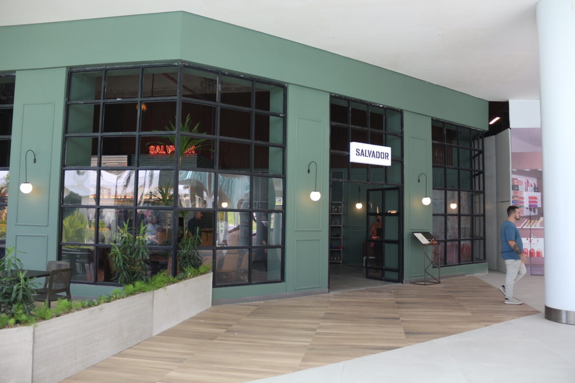 Cervejaria Salvador promove Saint Patrick’s Day no Gravataí Shopping com música ao vivo e chopp verde