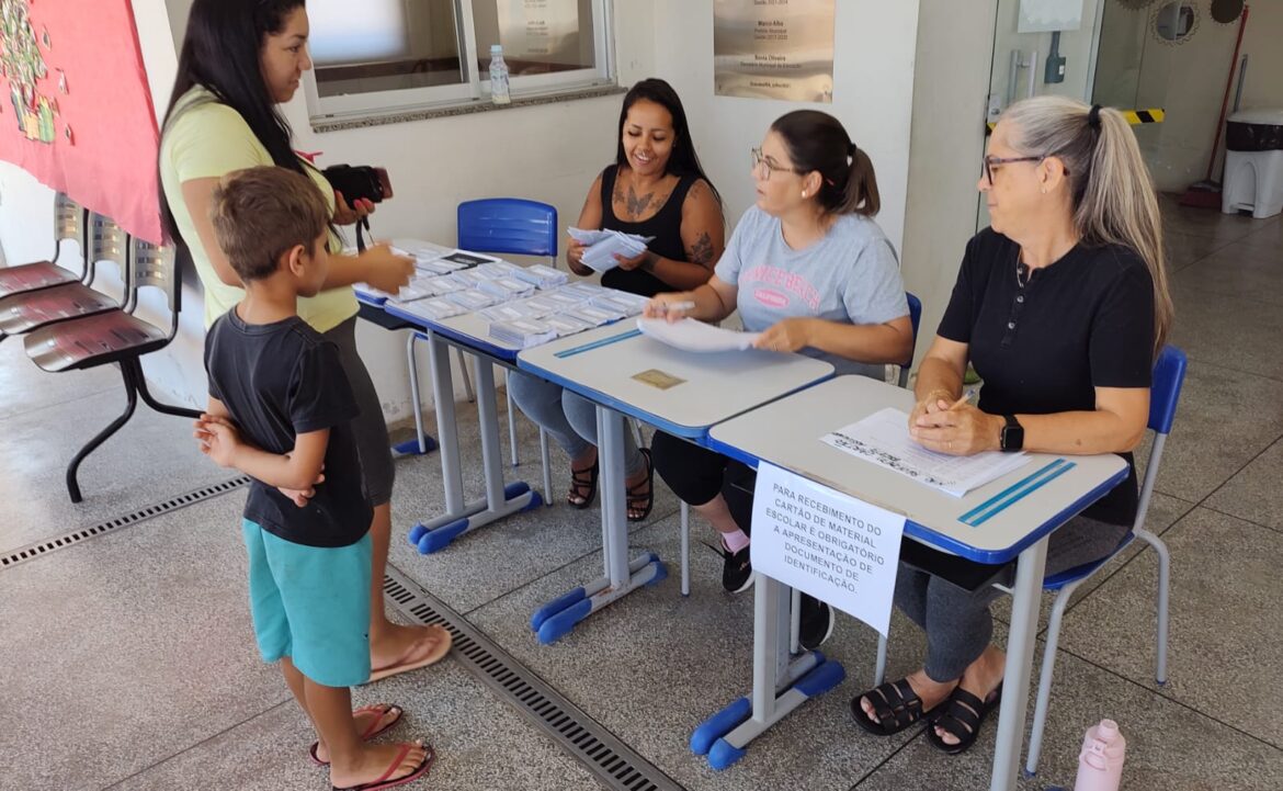 Prefeitura de Gravataí libera cartões para compra de kits escolares e amplia a rede de papelarias conveniadas
