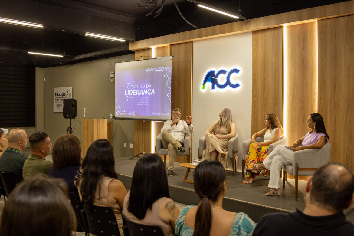 Talk sobre liderança marca lançamento da Breeder Educação Empresarial em Cachoeirinha