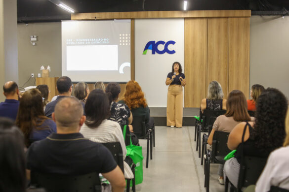 Fluxo de caixa e sustentabilidade empresarial são temas da 1ª edição do Café com Negócios