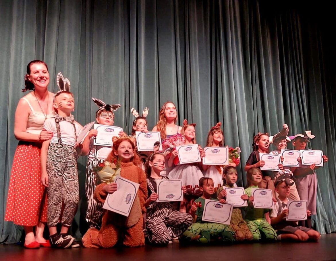 Com aulas de artes, música, teatro e dança, Oficinas Culturais 2025 de Gravataí estão com inscrições abertas