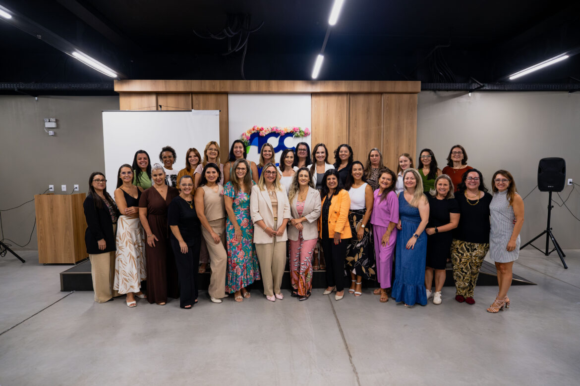  Associação Empresarial de Cachoeirinha realiza café especial em homenagem às mulheres