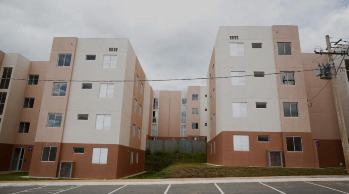 Câmara de Cachoeirinha analisa doação de áreas para construção de 300 moradias a famílias atingidas pelas cheias