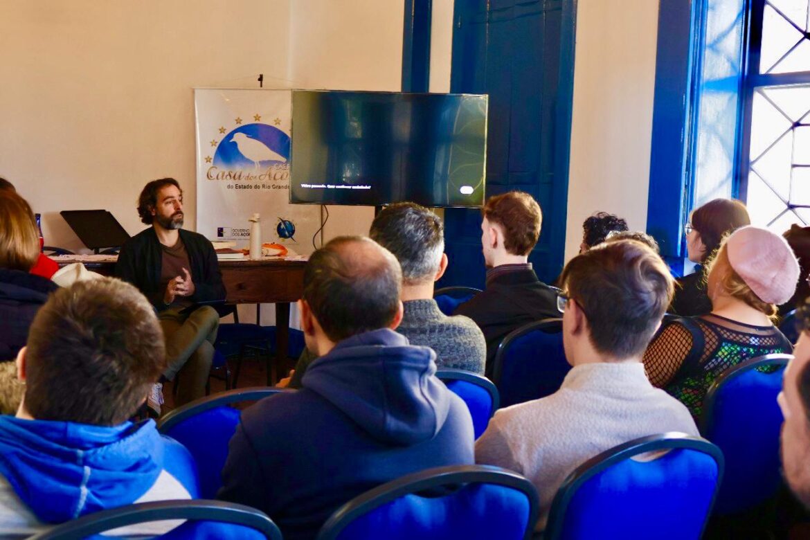 Festival de Cinema de Gravataí inicia oficinas com Daniel Galera e programação segue até o fim de junho