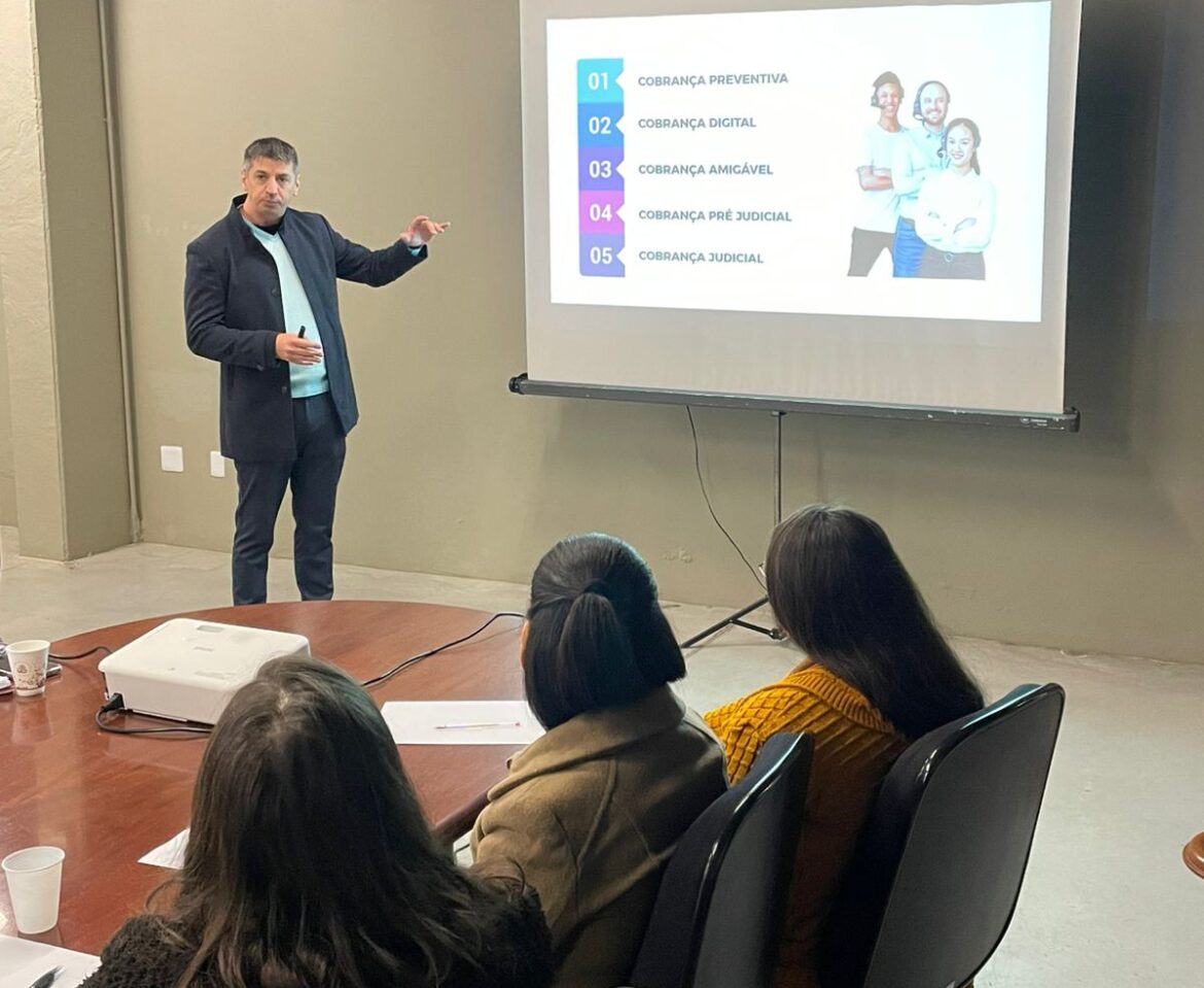 Imersão Cobrança 360º reúne profissionais em Cachoeirinha para formação prática e estratégica