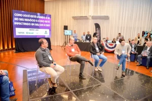 Evento Innova Canoas reúne expositores e público para discutir uso estratégico da IA