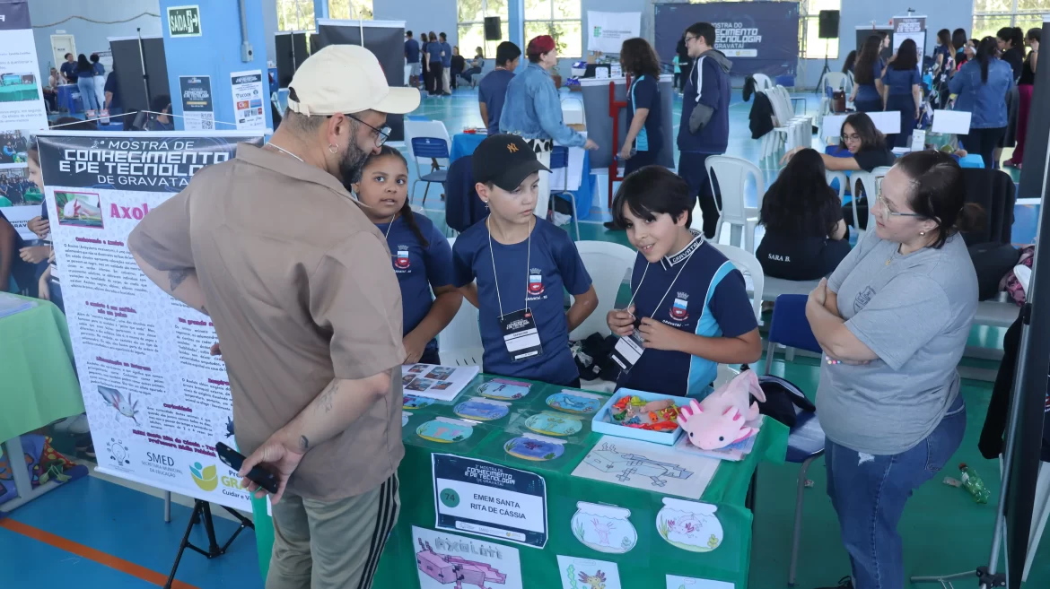 Gravataí promove 4ª Mostra de Conhecimento e Tecnologia com projetos de estudantes da rede municipal