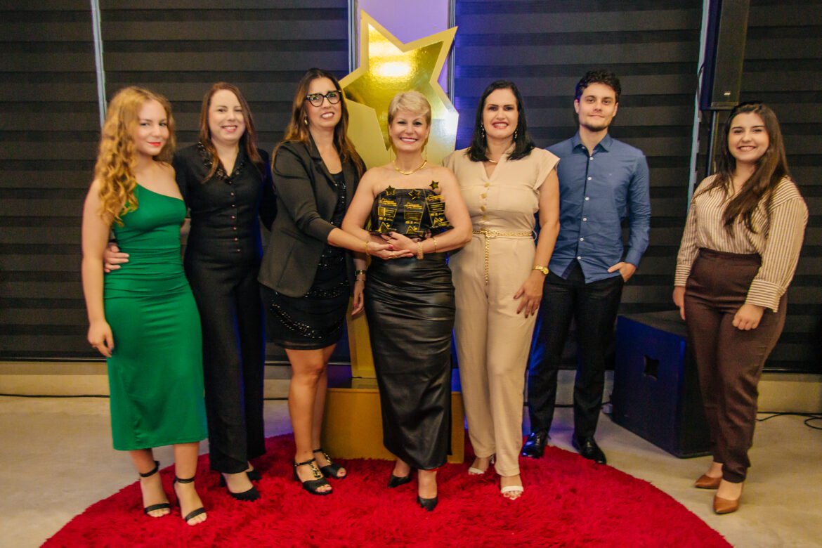 Clínica Bilhar é premiada como Marca Destaque em Saúde e Bem-Estar 2025 – Uma trajetória de cuidado, evolução e impacto humano